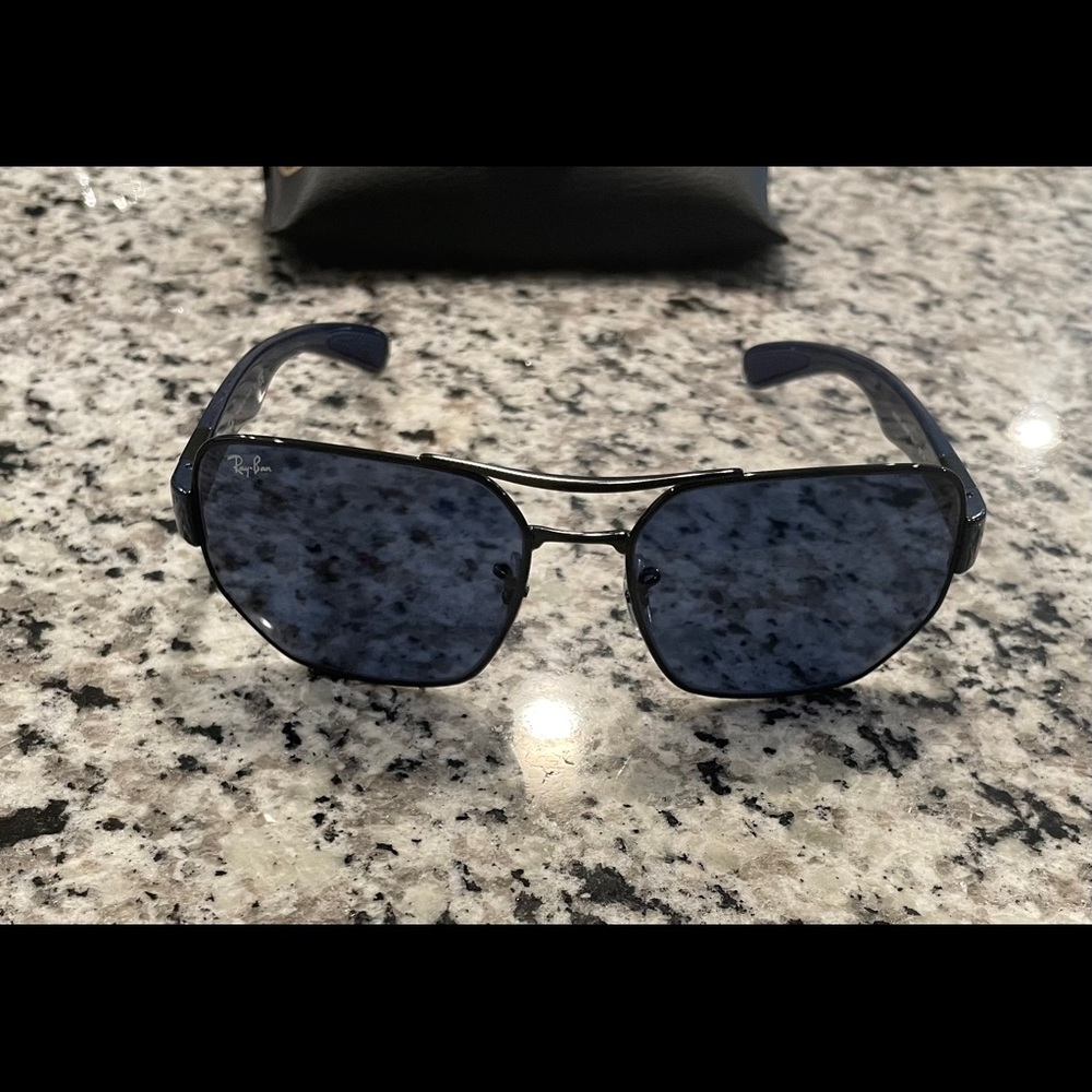 Men’s Blue Ray-Ban Sunglasses